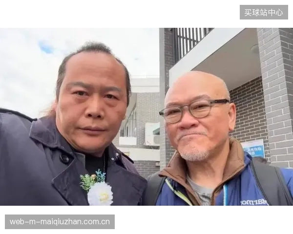 对经典款式的追捧，究竟是情怀的体现，还是掩盖当前产品创新乏力的“遮羞布”？